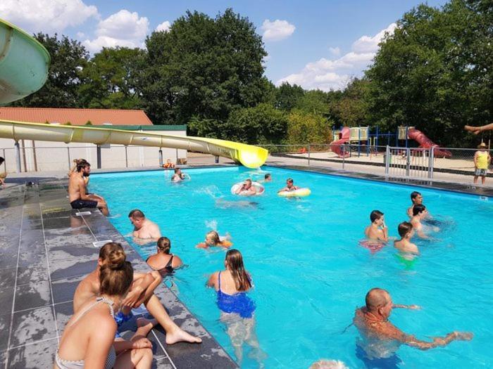 Mulder'S Vakantiehuis, Jaarplaats 108 Op Recreatiepark De Tien Heugten Schoonloo Zewnętrze zdjęcie